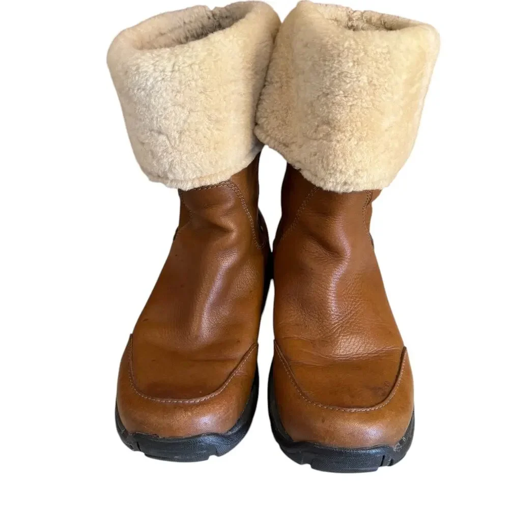 UGG Australia Bandon Leather Shearling Sheepskin Cuffed Boots 7